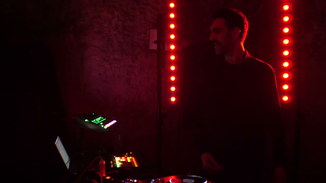 Watch Latteo live at Casa Vita Lenta, Puglia on YouTube