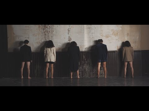 Clara Peya - Calma (Videoclip Oficial)