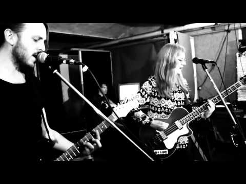 NIILA - LIVE SESSION: Ich lass mich gehn, Mein blaues Pferd, Unter den Zypressen HD