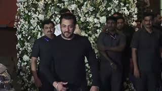 Salman Khan Birthday Celebration At Aayush s Residence