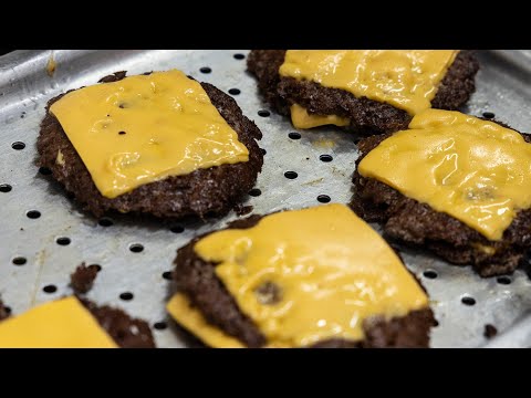 Fast Food Chains That Use The Highest Quality Beef In Their Burgers