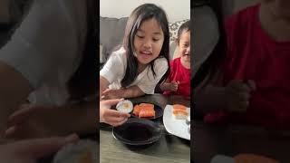 Download lagu SENJA SUKA MAKAN SHUSHI | Bikin Sushi Rumahan ala Mama @mama_senja #SHORTS mp3 Download lagu SENJA SUKA MAKAN SHUSHI | Bikin Sushi Rumahan ala Mama @mama_senja #SHORTS mp3