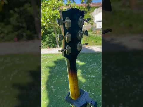 Gibson J-200 1969 - Cherry Sunburst image 26