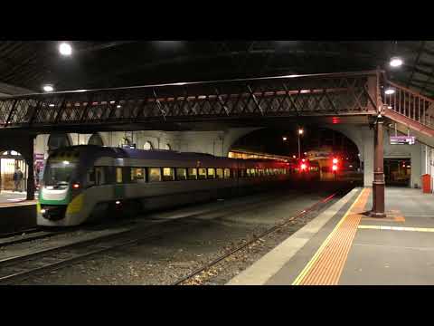 Ballarat Railway Station - Late Night V/Line Vlocity and a Qube Grain Train
