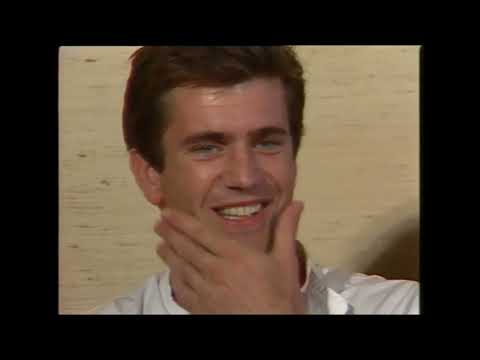 Mel Gibson and Peter Weir talk about death threats while shooting The Year of Living Dangerously.