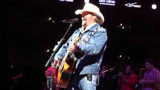 Somewhere Else- Toby Keith LIVE  Front Row