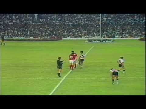 Zico e Flamengo dão show em jogo pegado contra o Vasco: rumo ao tri-campeonato brasileiro (1983)