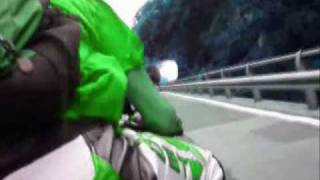 preview picture of video 'romania iasi moto gsxr 750 k7 no sound !!!! gsx-r 750 k7 efect brooklyn.wmv'