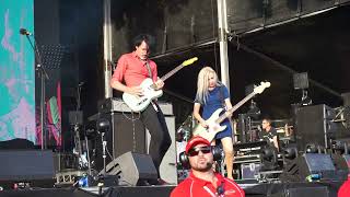 Download lagu Something for Kate-Captain(Million Miles an Hour) LIVE@ Valo Adelaide 500 After Race Concert 4/12/22 mp3