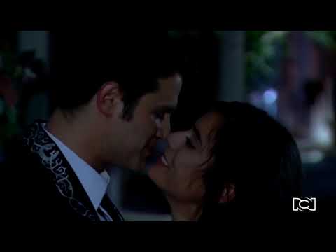 Francisco le lleva serenata a Rosario | La hija del mariachi