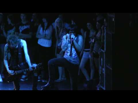 2010.07.18 Asking Alexandria - I Was Once, Possibly, Maybe, Perhaps...(Live in Milwaukee, WI)