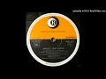 Lucio Battisti - seduto sotto un platano