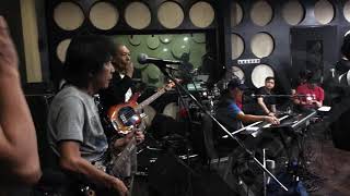 Download lagu God Bless X Erwin Gutawa Orchestra - Musisi (Rehearsal) mp3 Download lagu God Bless X Erwin Gutawa Orchestra - Musisi (Rehearsal) mp3