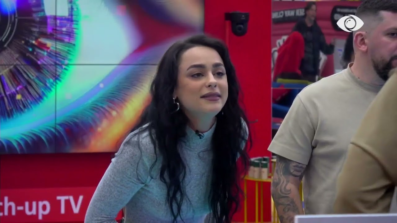 “Nuk jam marrë me ju, jam marrë me ajkën e industrisë”/ Egli-Valbonës: Jeni kategori që s’ju njoh