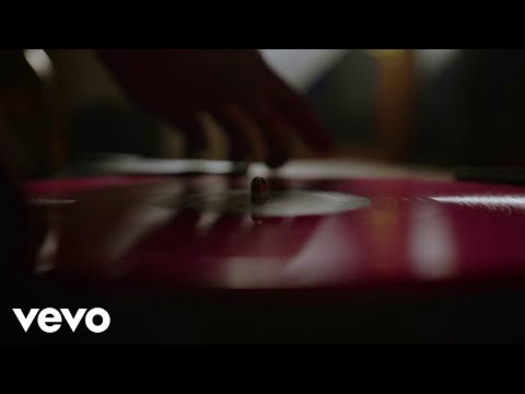 Crveni Koralji, Matt Collins - Nobody But You