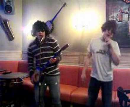 alain y sapo goizargi