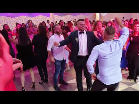 Kum ušao u kolo i rasturio, pogledajte video !!