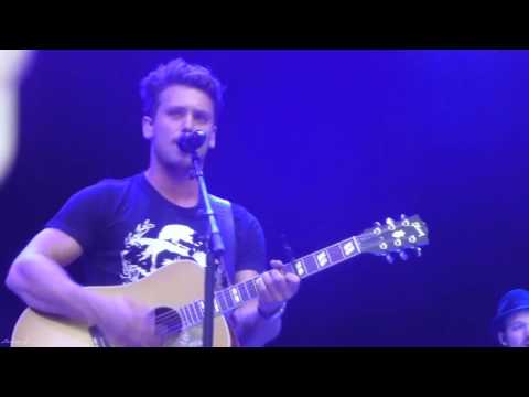 Bastian Baker - Kids off the streets (Schaffhausen, 09.08.2015)