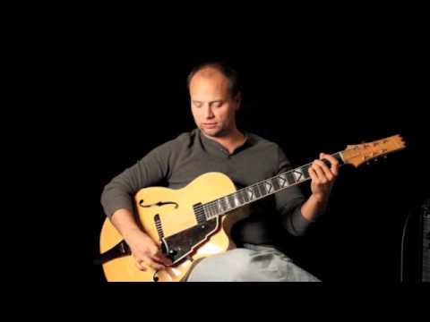 Matt Raines Guitar Review $4500 7 String Archtop Jazz Guitar Carruth BLUEJAY