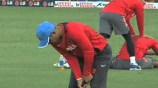 Bookies favour India Bookies