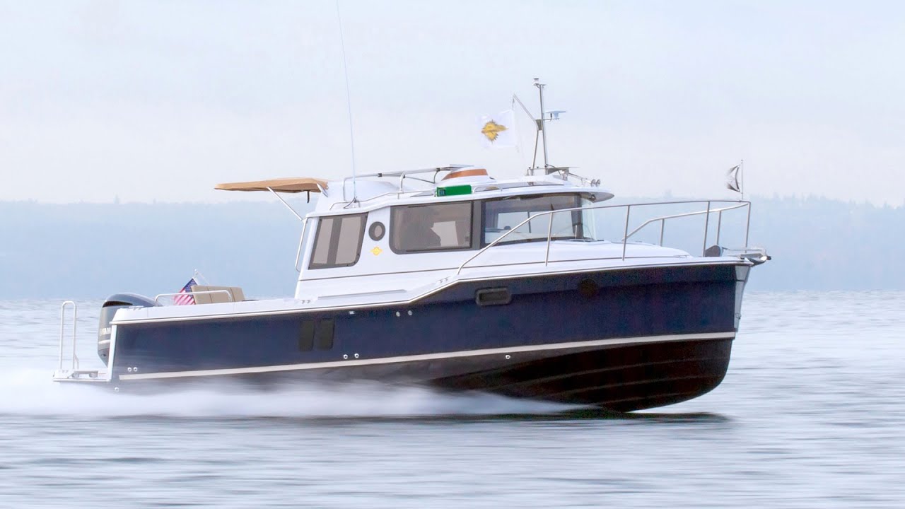 Ranger Tugs R-25 - Promo Video