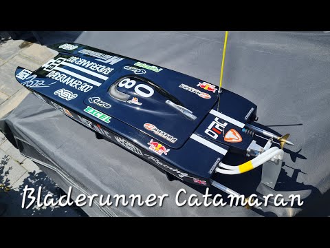 RC Boat - Fast Electric - BLADERUNNER 800 Twin - New Project