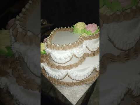 Heart Cake 🎂#food #viral #shorts #viralvideo #bakery #2022 / Iqbal food secret