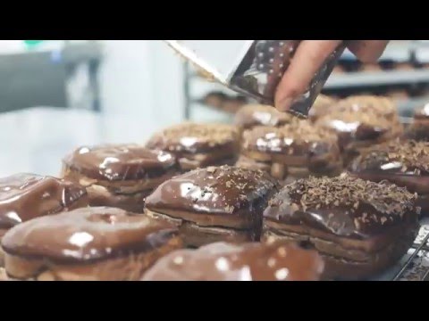 Crosstown Single Series // PUMP ST CHOCOLATE