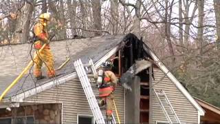 preview picture of video 'Southampton home damaged in fire'