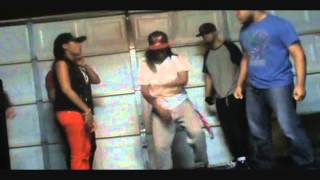ROULETTE VS BOMB @ THA IE SESSION ''THE GARAGE''