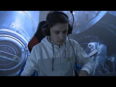 StarCraft 2 — Bly vs Lambo ZvZ  DreamHack ROCCAT  Legacy of the Void Championship