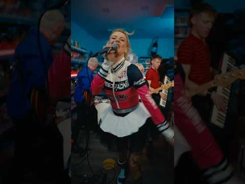 Video Thumbnail: „Wir schon wieder“ Video OUT NOW