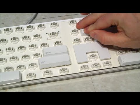 Restoring an Apple A1048 keyboard