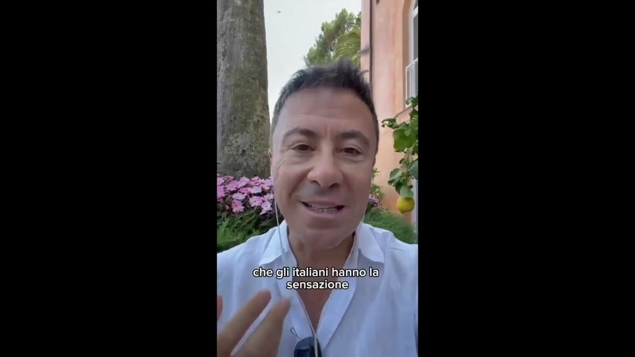ITALO BOCCHINO: "AVETE VISTO? NONOSTANTE I GUFI ITALIA CONTINUA A CRESCERE"