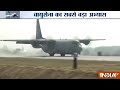 Mirage 2000 fighter jets land on Lucknow-Agra expressway near Unnao