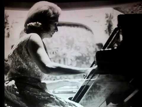 Granados La Maja Y El Ruiseñor  by Claudio Arrau, Alicia de Larrocha, Rosa Sabater  Nikita Magaloff