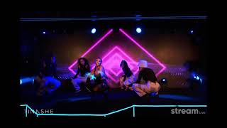 TINASHE Cash Race (Live)