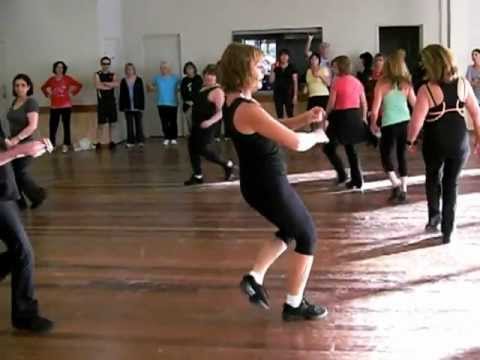 Kama at Yafa Ksehe'at Tzocheket