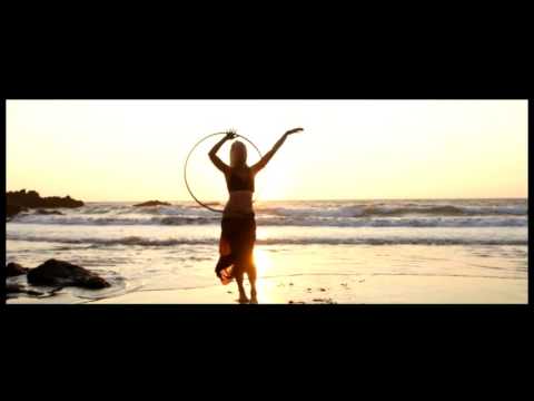 MoonWillow (Colette Taylor) - Flow artist and fire performer