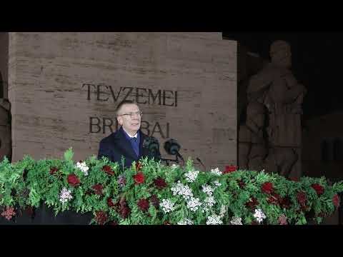 Valsts prezidenta uzruna pie Brīvības pieminekļa Latvijas Republikas proklamēšanas 107. gadadienā