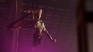 Eye of the Needle - Sia | Selkie Hom - Aerial Hammock Music Video de Erin Brown