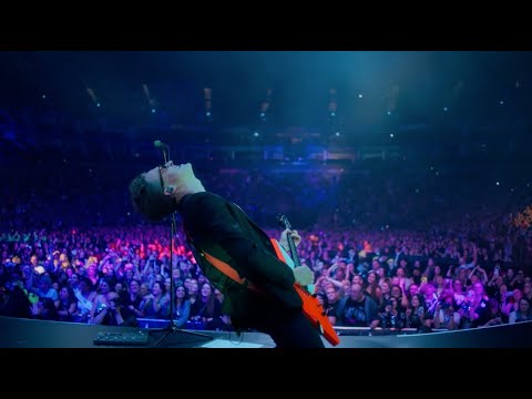 Video thumbnail for Five Colours in Her Hair (Live at the O2)