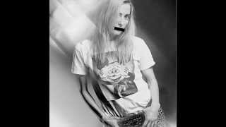 BPC 300 Ellen Allien Freak EP 3. Come To Me 3min cut