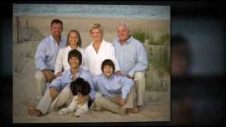 preview picture of video 'Vlachos Family Portraits In The Sand at the Delaware Beaches'