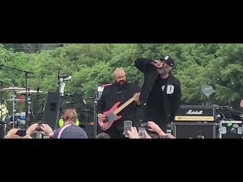 Codefendants "Fast Ones" live at Punk In Drublic Fort worth 4/06/2024 featuring The D.O.C.