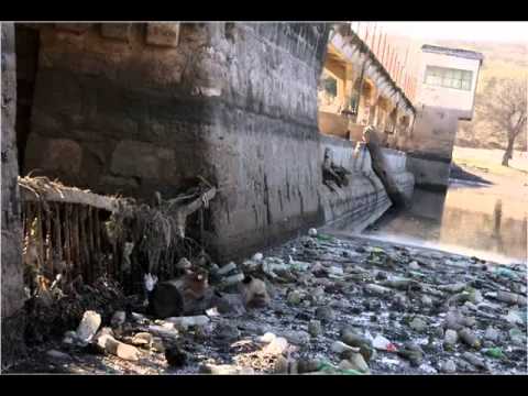 En el funeral del rio