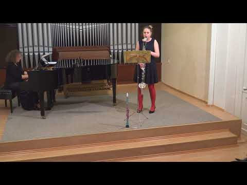 Markéta Zapletalová basklarinet - Třídní předehrávky Pavlina Panayotova