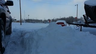 preview picture of video 'Winter Storm Aftermath 1-06-2014 and Late Last Night  Video Footage - Jasonville, Indiana'