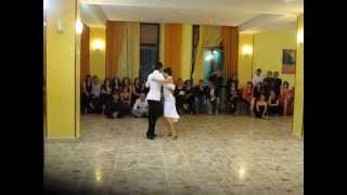 Néstor "Patitas" Azorín & Bárbara Ferreyra - Tango "Amarras"