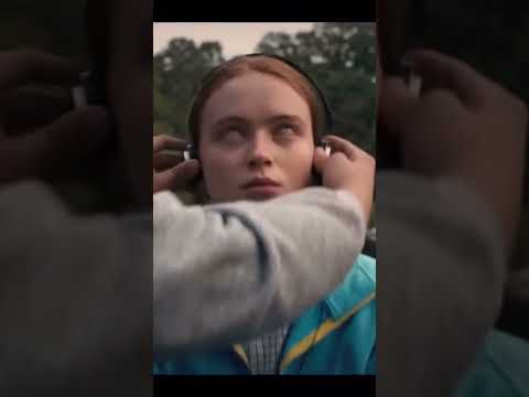 Max Floating Meme - Stranger Things joins the battle